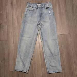 Women's SO Light Wash Straight Leg High Rise Mom Denim Jeans 1